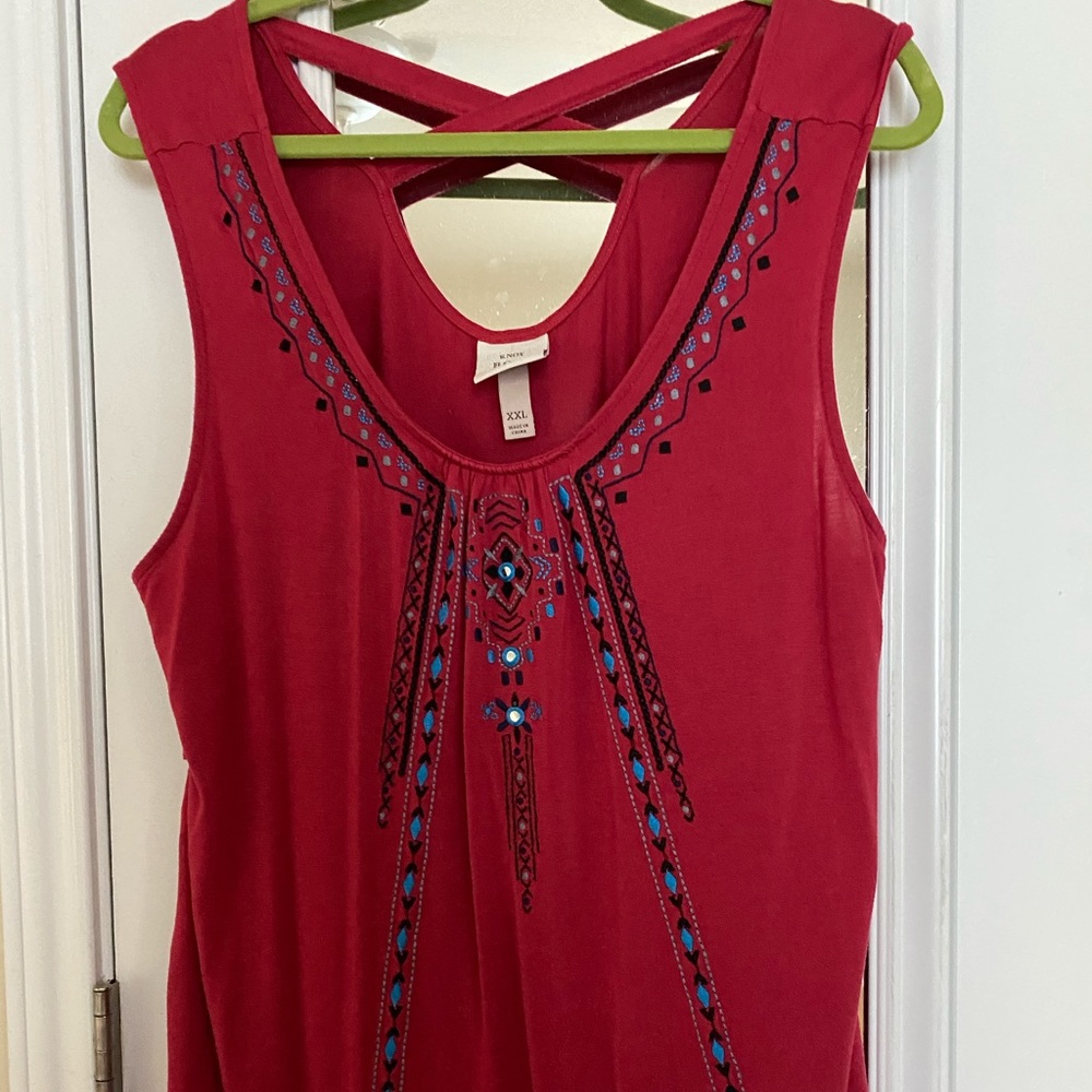 XXL Red tribal pattern tank